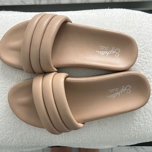 Seychelles sandals